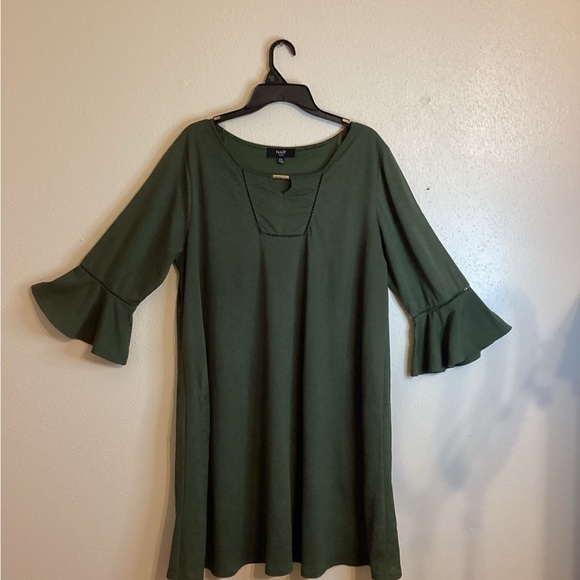 Naïf Olive Green Size PXL - Picture 1 of 8